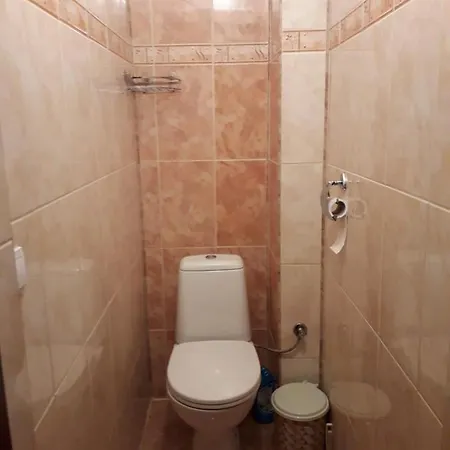 Family Style, Main Street, 20 Minutes From The Sea Апартамент *